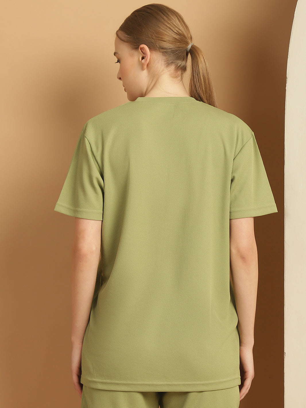 Mack Jonney Solid Green Round Neck Polyester Lycra Half sleeves Tshirt For Women