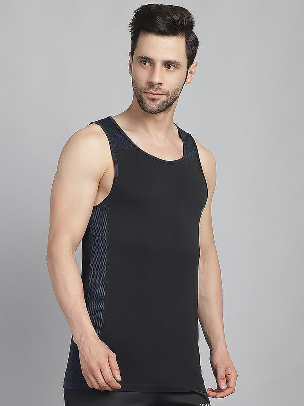 Mack Jonney Solid Black Round Neck Polyester Lycra Half sleeveless Gym Vest For Men