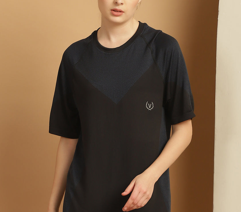 Mack Jonney Solid Black Round Neck Polyester Lycra Half sleeves Tshirt For Women