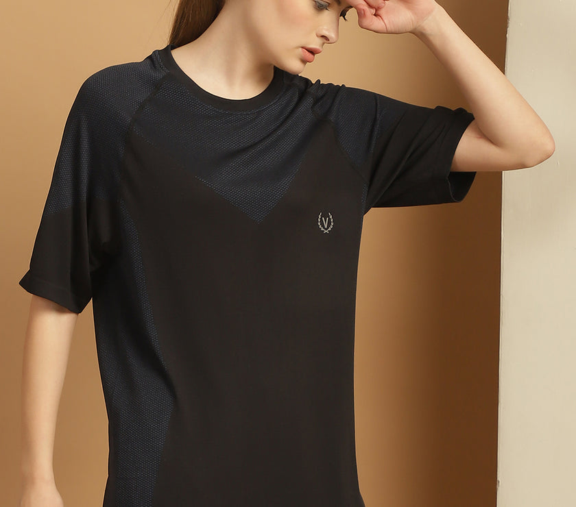 Mack Jonney Solid Black Round Neck Polyester Lycra Half sleeves Tshirt For Women