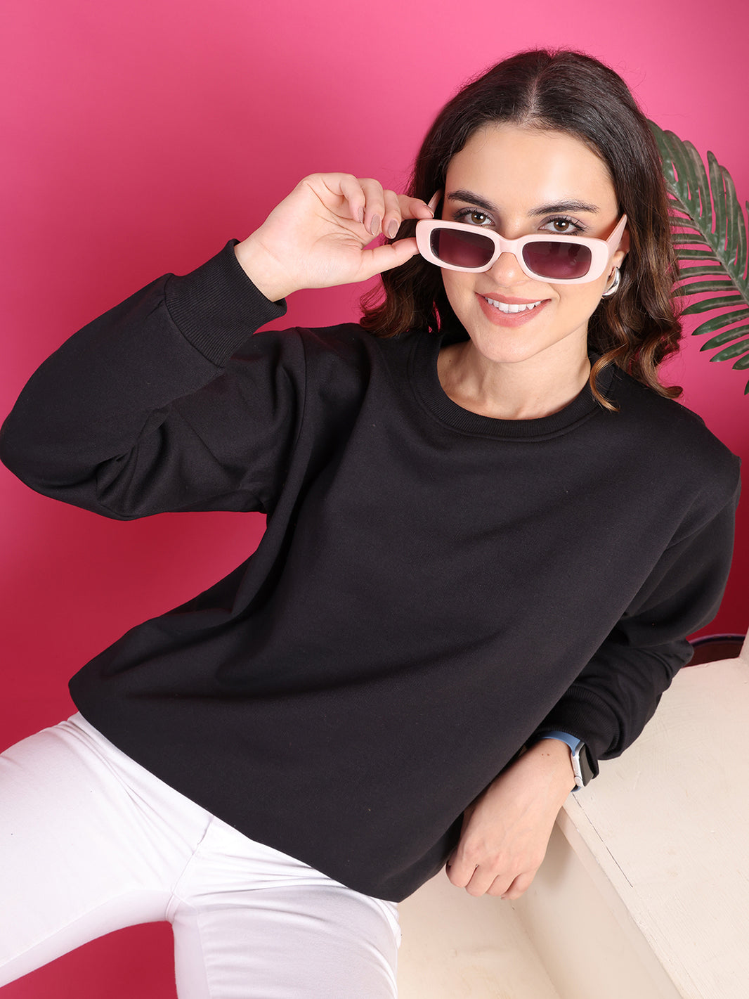 Mack Jonney Regular Fit Black Solid Sweatshirt For Women