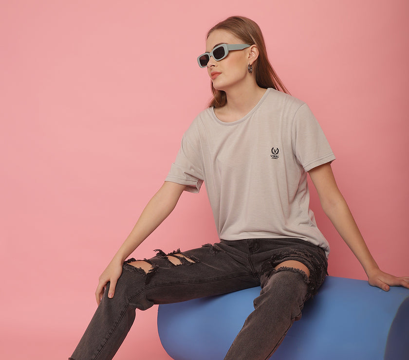 Mack Jonney Round Neck Cotton Solid Light Grey T-Shirt for Women