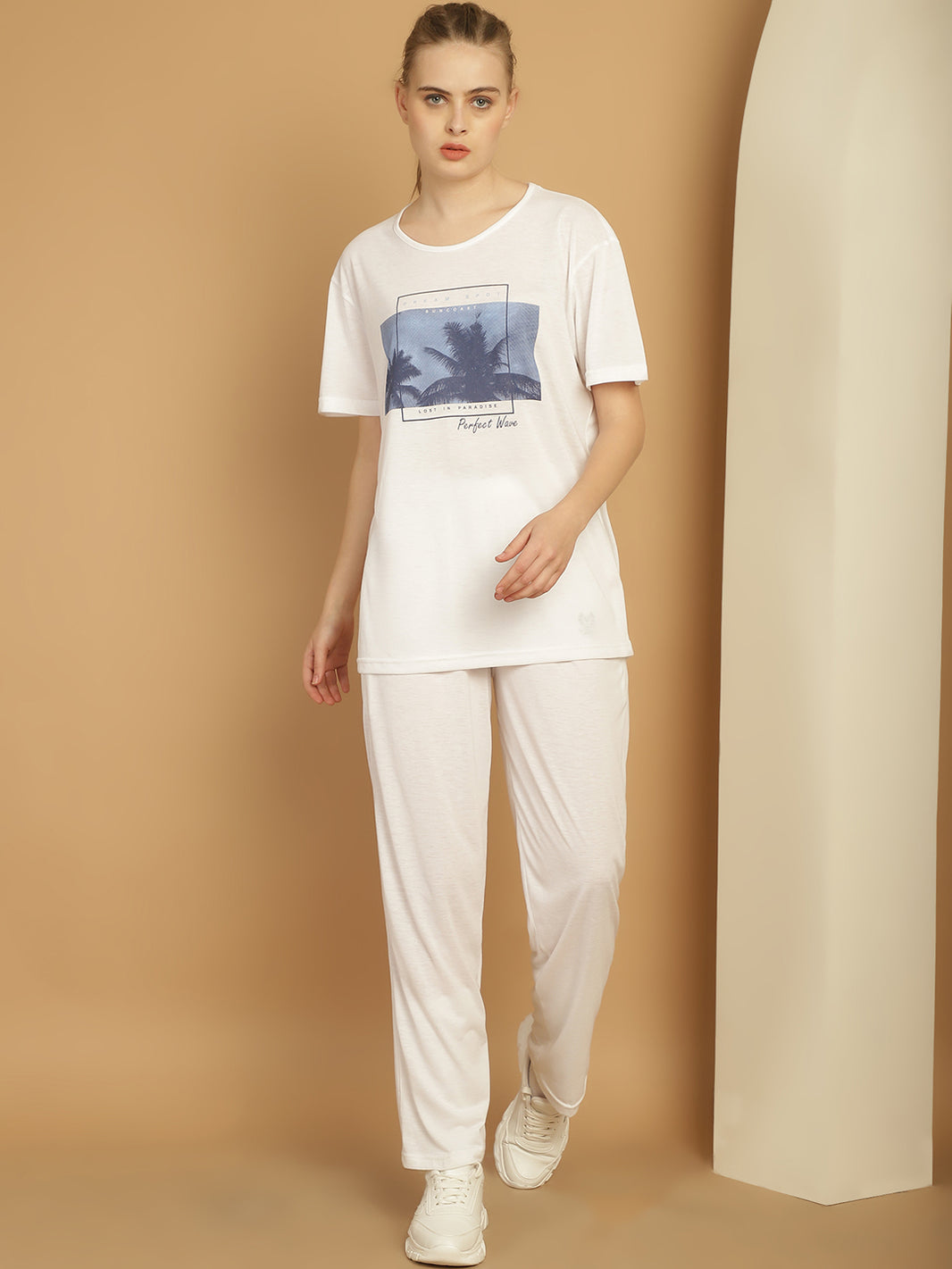 Mack Jonney Printed  White Round Neck Cotton  Half sleeves Co-ord set Tracksuit For Women