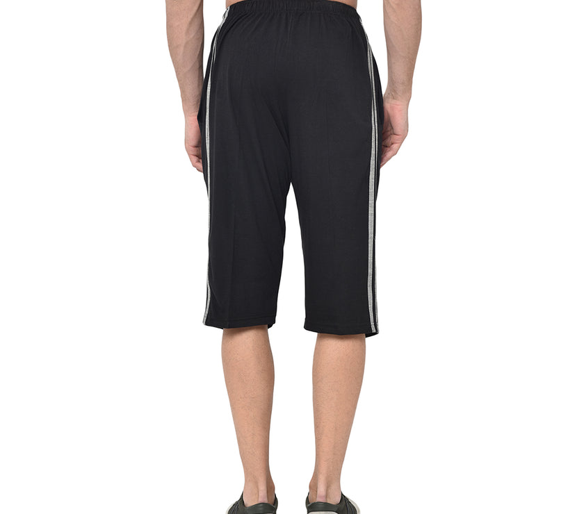 Mack Jonney Cotton Blended Regular Fit Black 3/4th Capri For Men