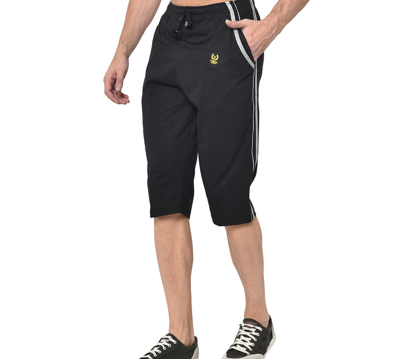 Mack Jonney Cotton Blended Regular Fit Black 3/4th Capri For Men