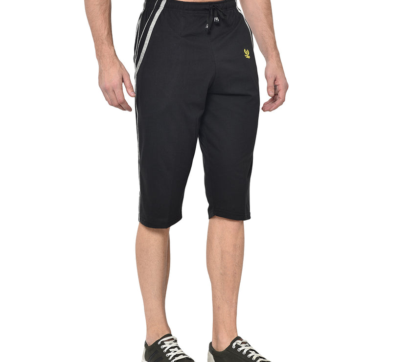 Mack Jonney Cotton Blended Regular Fit Black 3/4th Capri For Men