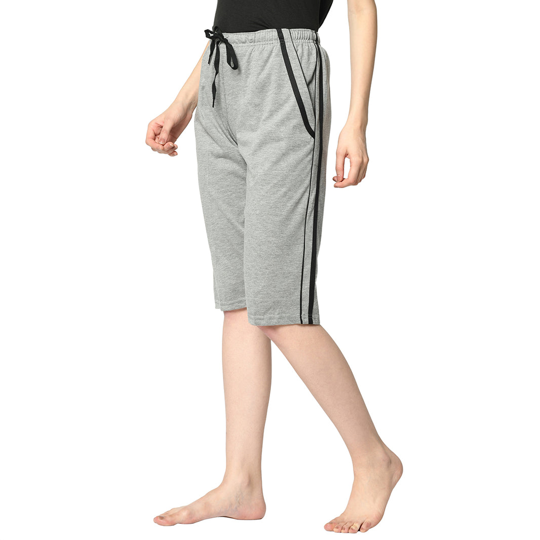 Mack Jonney Silver 3/4th Capri For Women's