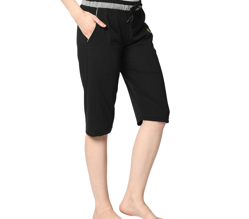 Mack Jonney Black 3/4th Capri For Women's