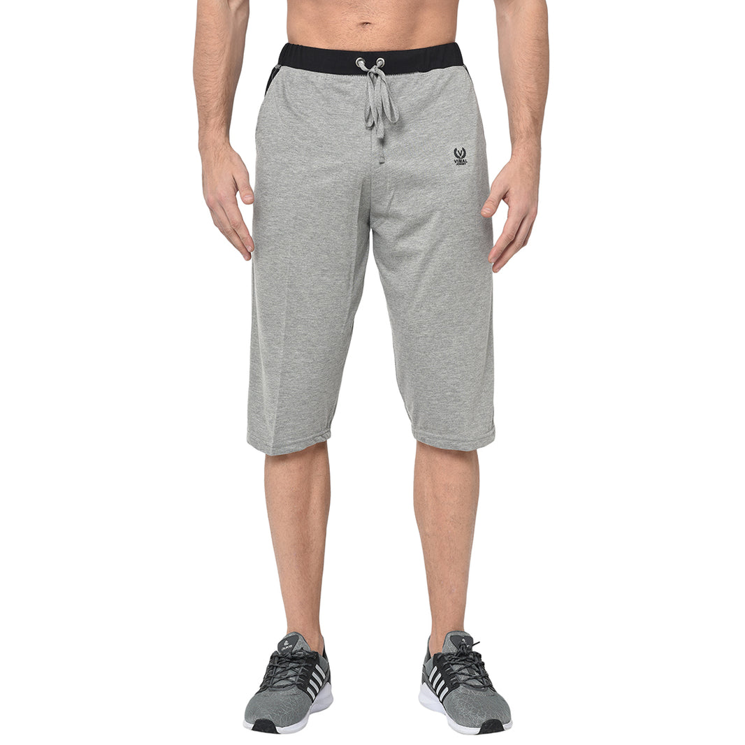 Mack Jonney Cotton Blended Regular Fit Grey 3/4th Capri For Men