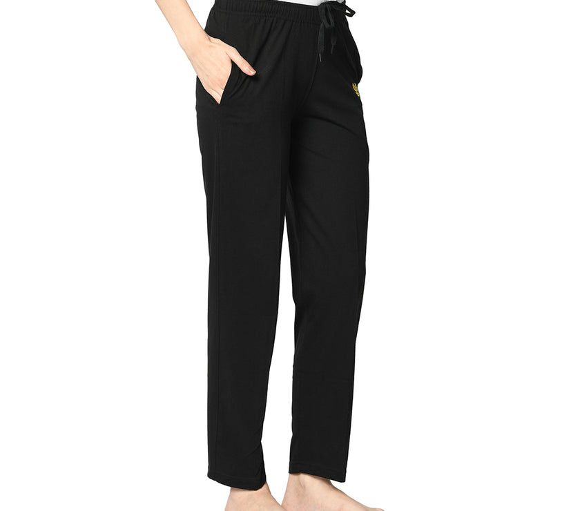 Mack Jonney Black Trackpant For Women's