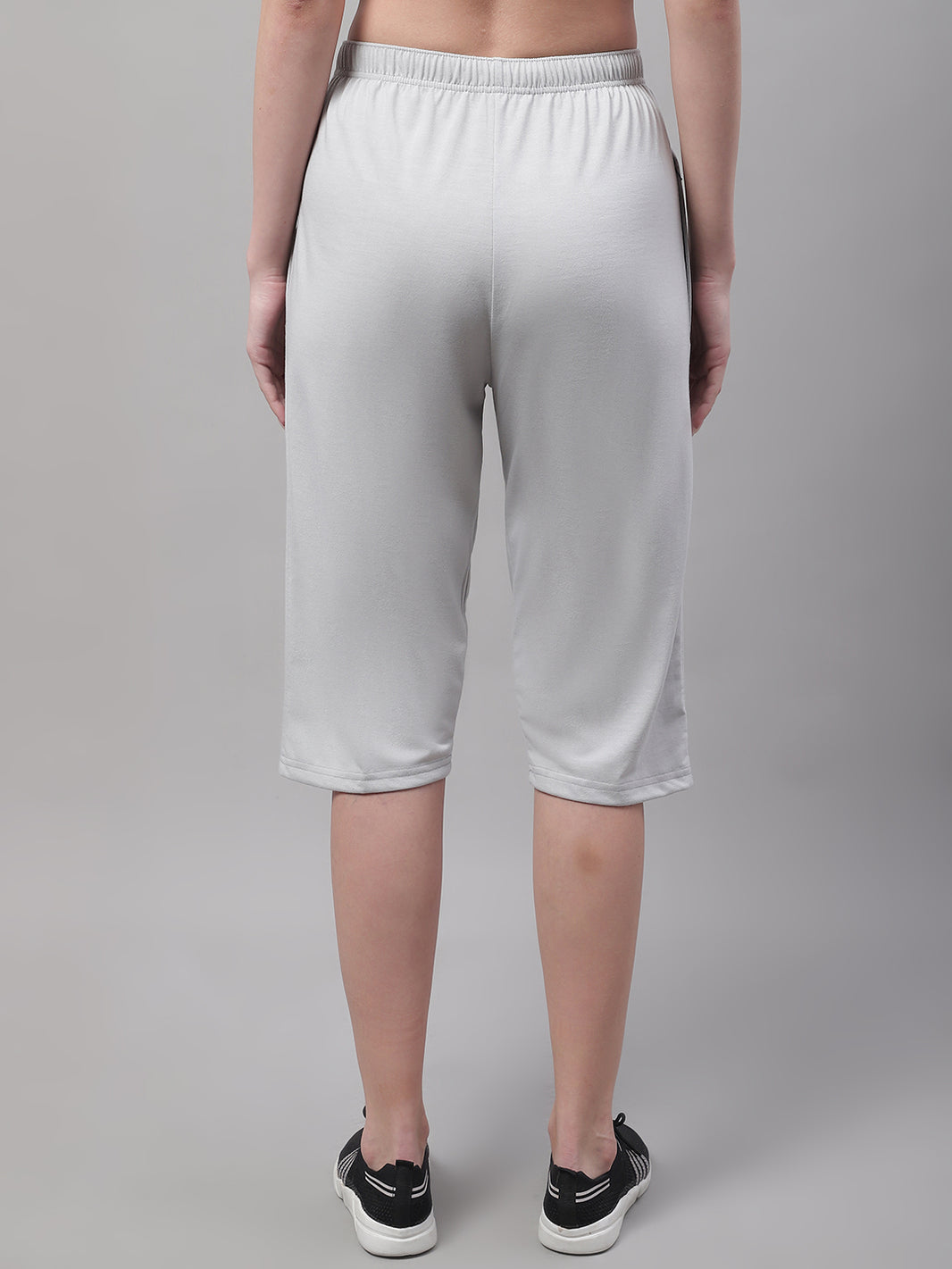 Mack Jonney Light Grey Regular fit Cotton Capri for Women