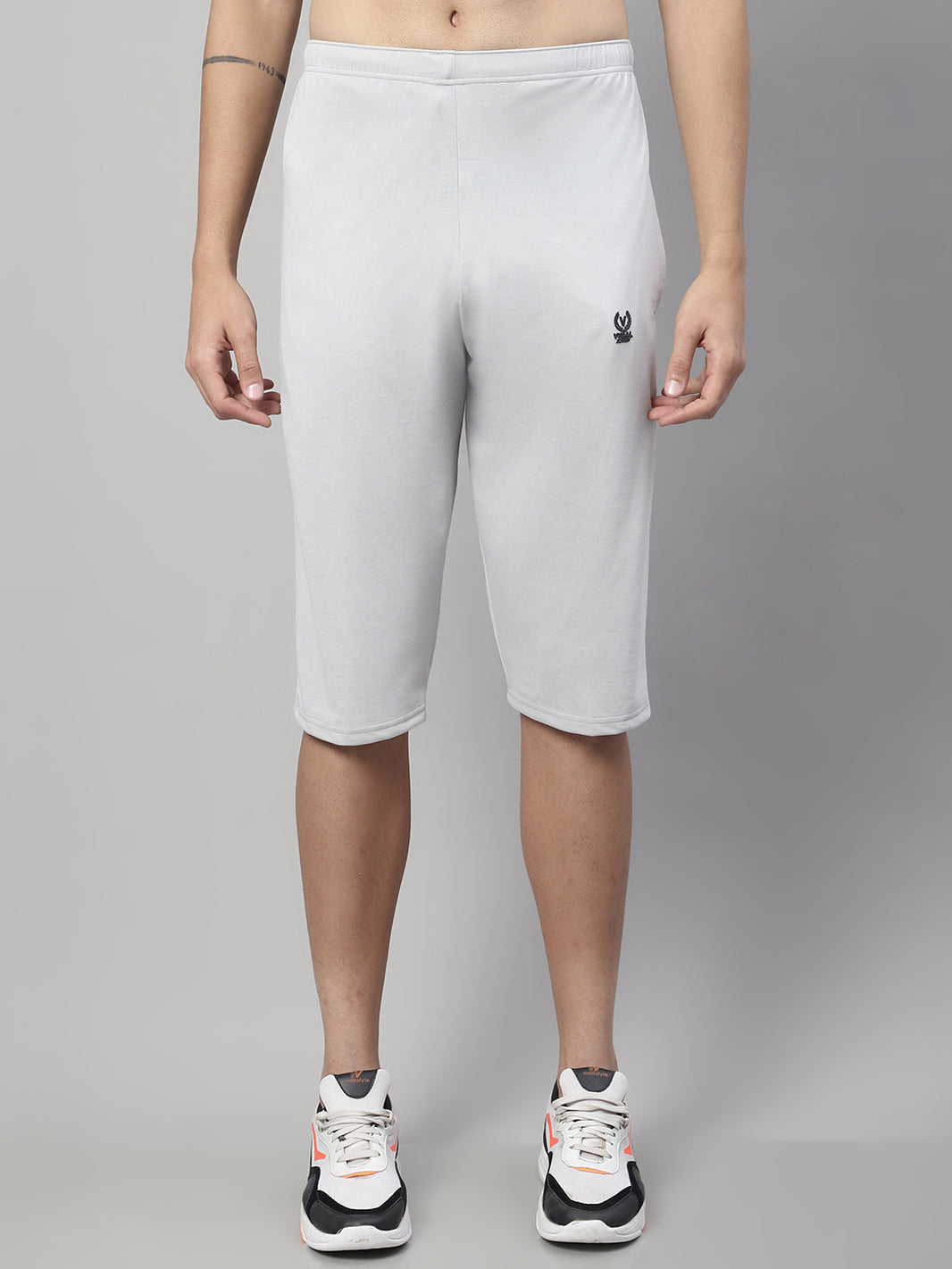 Mack Jonney Light Grey Regular fit Cotton Capri for Men