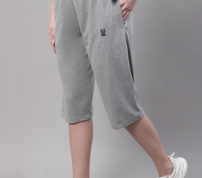 Mack Jonney Grey Melange Regular fit Cotton Capri for Women