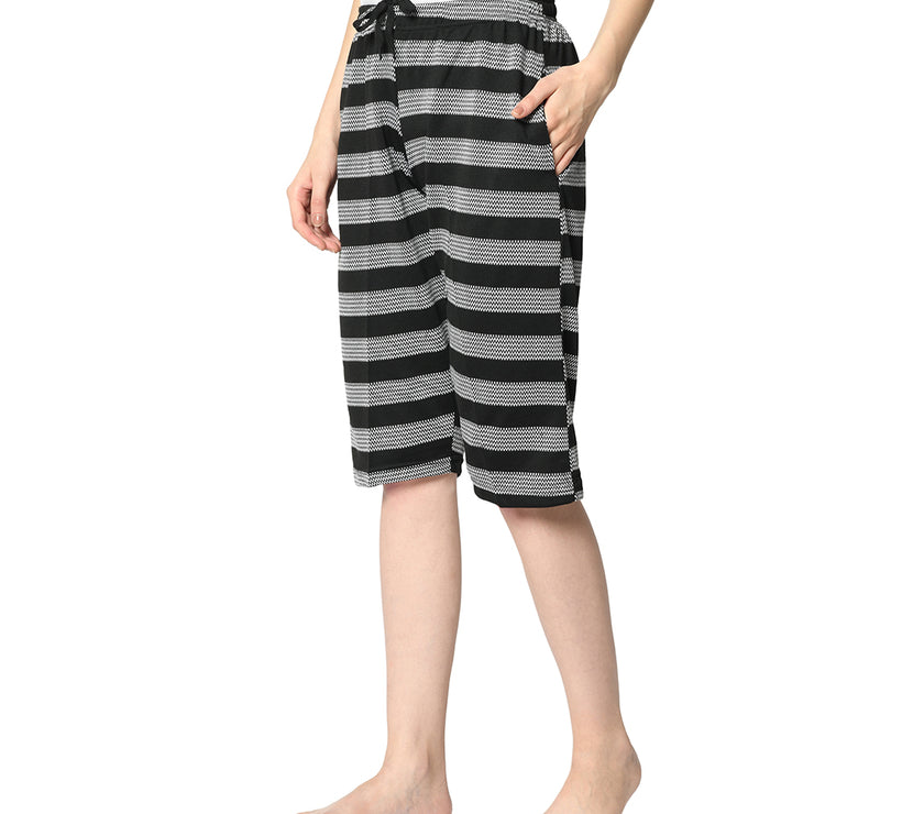 Mack Jonney Black 3/4th Capri For Women's