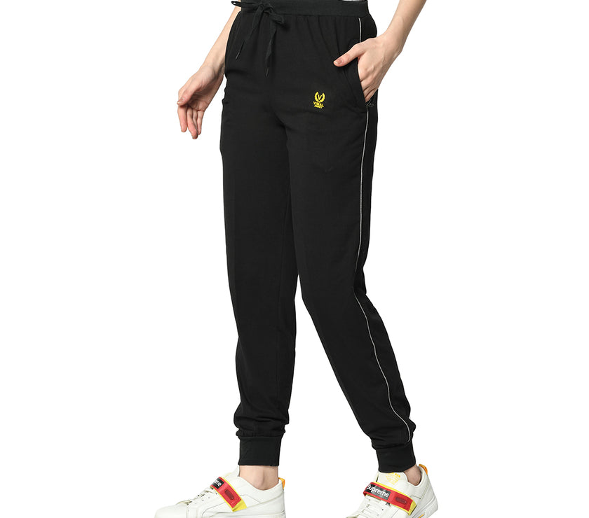 Mack Jonney Black Trackpant For Women's