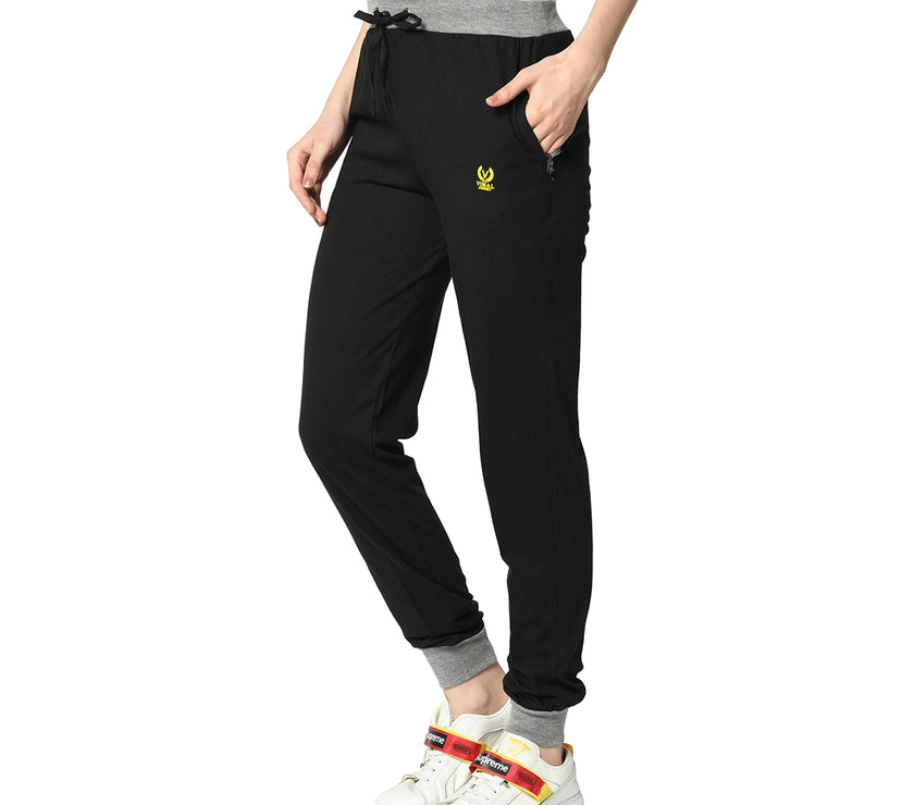 Mack Jonney Black Trackpant For Women's