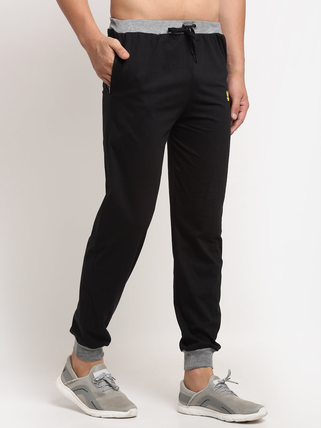 Mack Jonney Regular-Fit Cotton Trackpant for Men