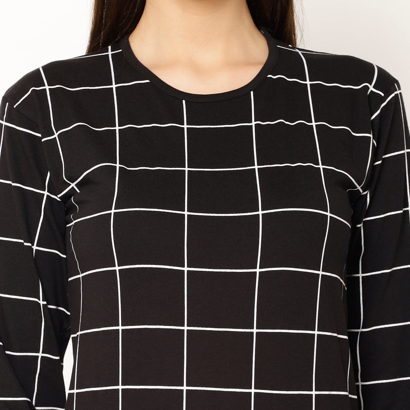 Mack Jonney Black Color Full Sleeve Tshirt For Women