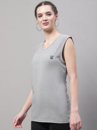 Mack Jonney Regular Fit Cotton Solid Grey Melange Gym Vest for Women
