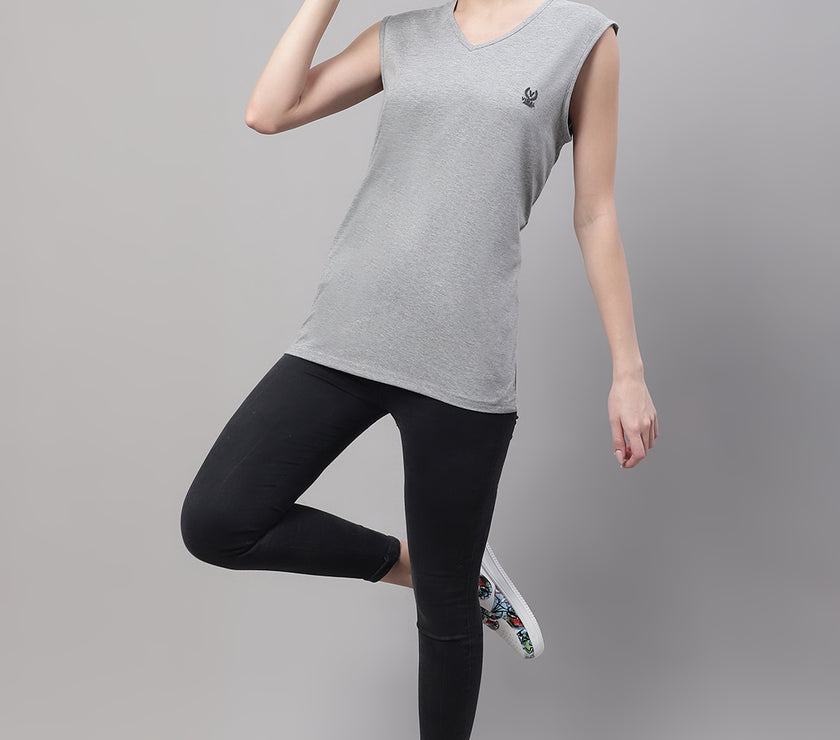 Mack Jonney Regular Fit Cotton Solid Grey Melange Gym Vest for Women