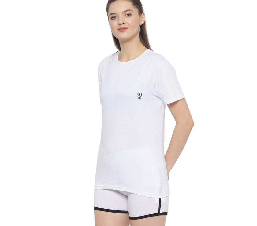 Mack Jonney White Women's Night Suit