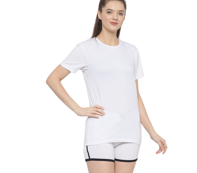 Mack Jonney White Women's Night Suit