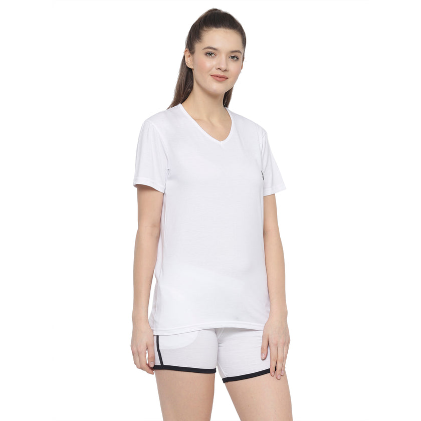Mack Jonney White Women's Night Suit